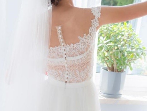 Suknia ślubna r. 34