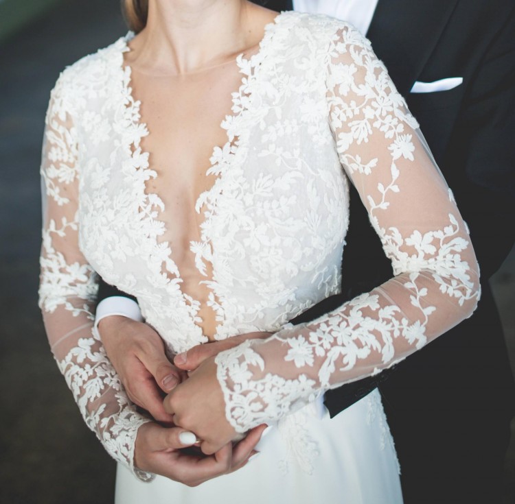 Koronkowa suknia ślubna Viola Piekut VP