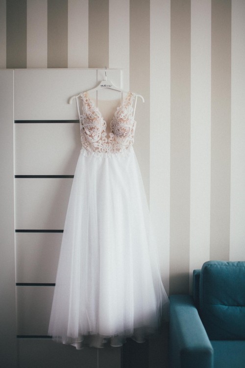 Suknia ślubna | koronka z tiulowym dołem | r. 36/38