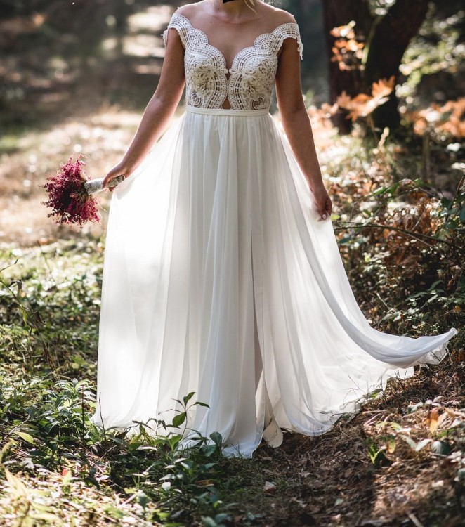 Sprzedam suknie ślubną A. Światły