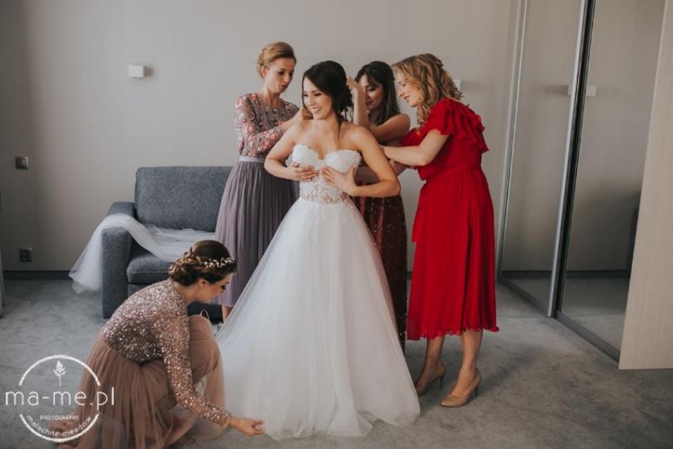 Laurelle Suknia Ślubna- COSMA