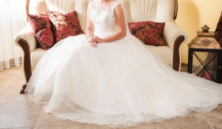 Sprzedam suknie ślubną Herms Bridal