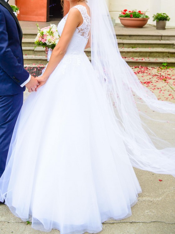 Suknia ślubna księżniczka Adria model 1708