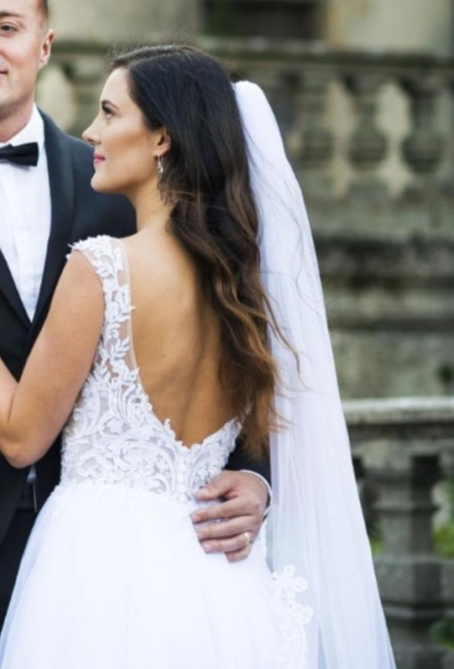 Suknia ślubna + długi welon gratis . Kraków