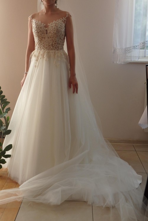 Suknia ślubna z kolekcji Catarina Kordas