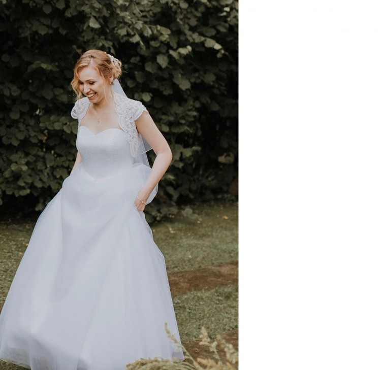 Suknia ślubna typu princessa rozmiar S