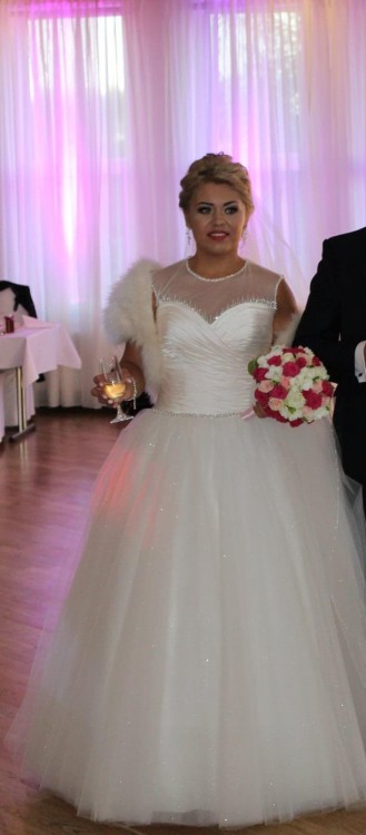 Suknia ślubna 42/44