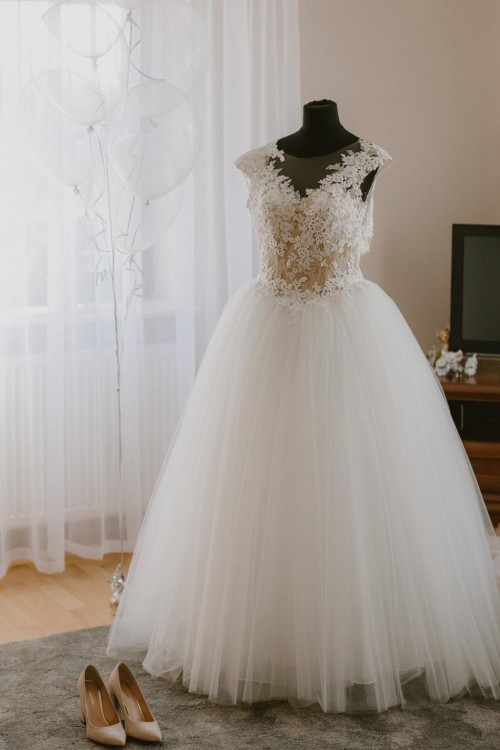 Suknia ślubna La Sposa Halar roz. 34