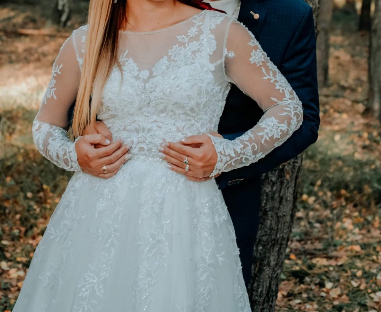 Sprzedam suknię ślubną