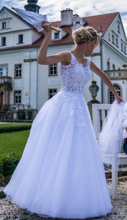 Suknia ślubna Estera Sharimall