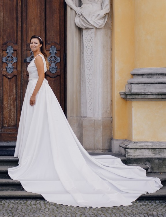 Suknia ślubna Model MIKADO projektu Violi Piekut