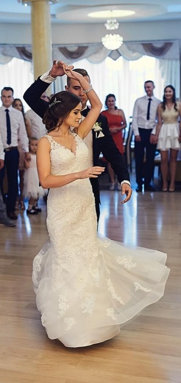 Suknia ślubna sincerity 3946