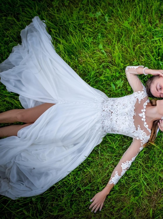 Suknia ślubna z kolekcji Agnes The One 2018