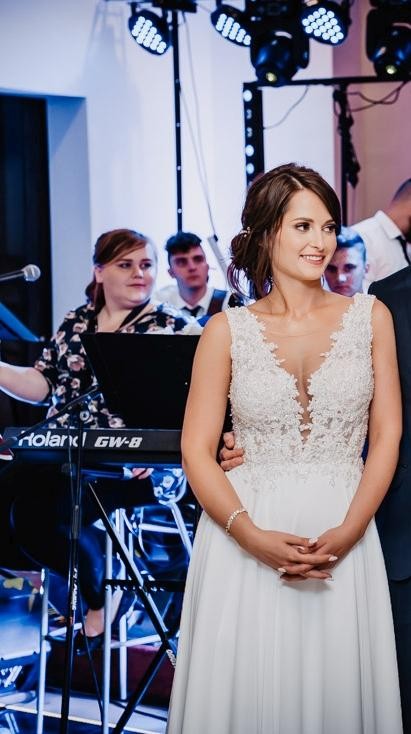 Sprzedam Muślinową suknię ślubną z welonem 3 m