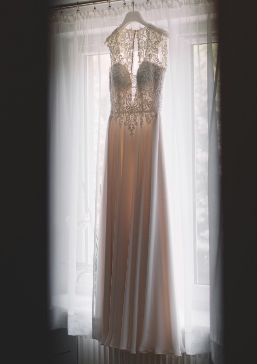 Wyjątkowa suknia ślubna z kolekcji Lillian West 2018.