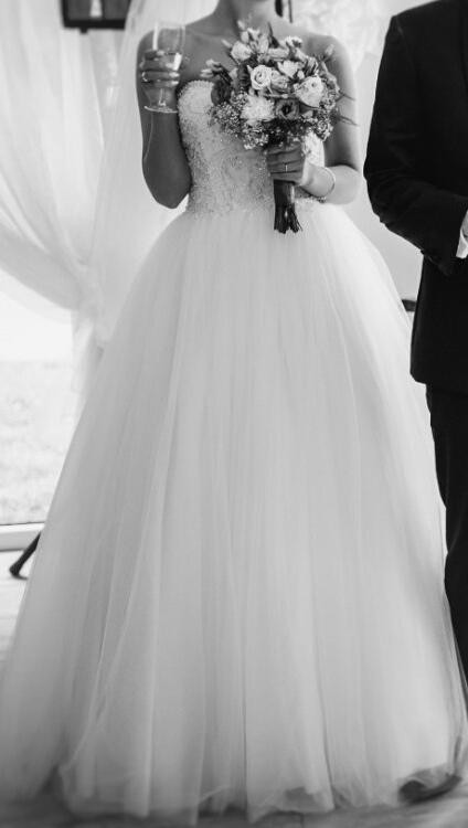 Sprzedam suknię ślubną