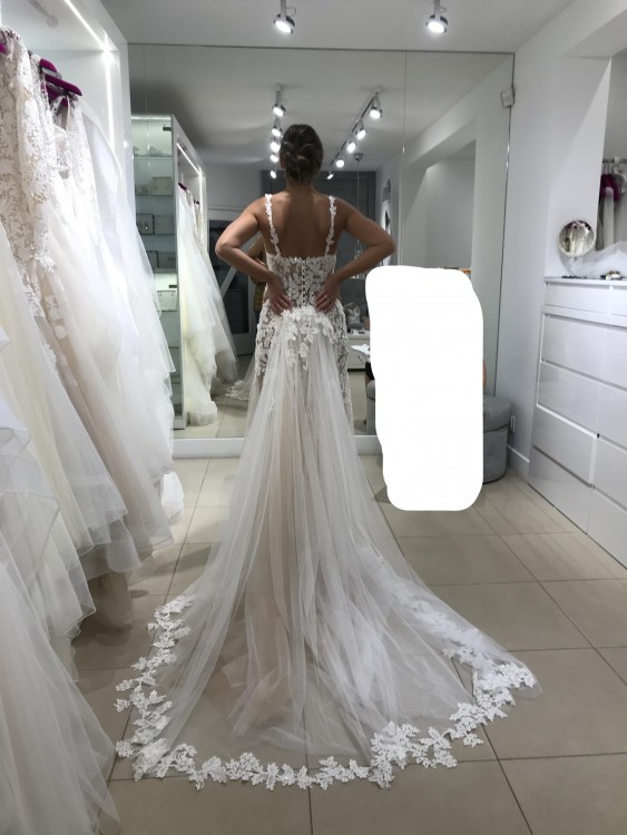 Sprzedam suknię ślubną