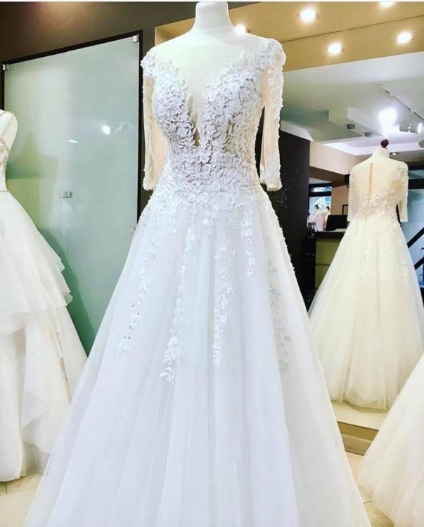 Suknia ślubna Carolina Novia model V17