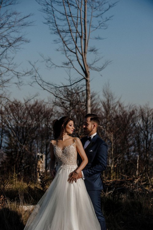 Zjawiskowa suknia Catarina Kordas 1805