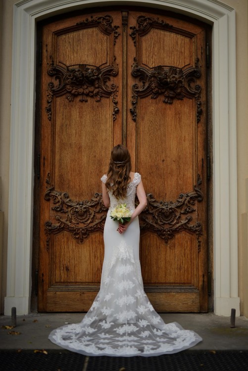 Zjawiskowa suknia ślubna MillaNova - Velia