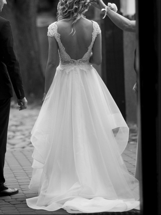 Suknia ślubna + gratis!