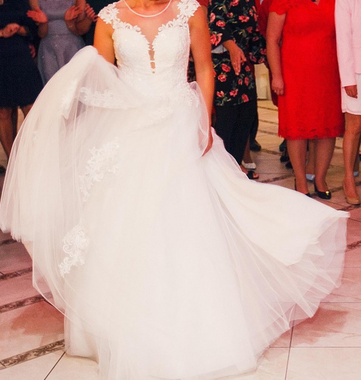 Sprzedam piękną suknię ślubną model "VIVIANA"