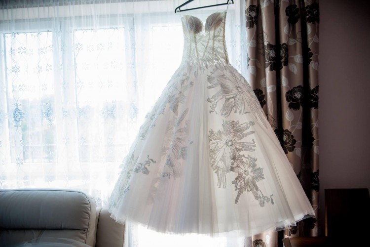 Sprzedam piękną suknie ślubną Agora 36/38.