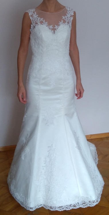 Suknia ślubna syrenka z trenem Sandy Annais ecru 36