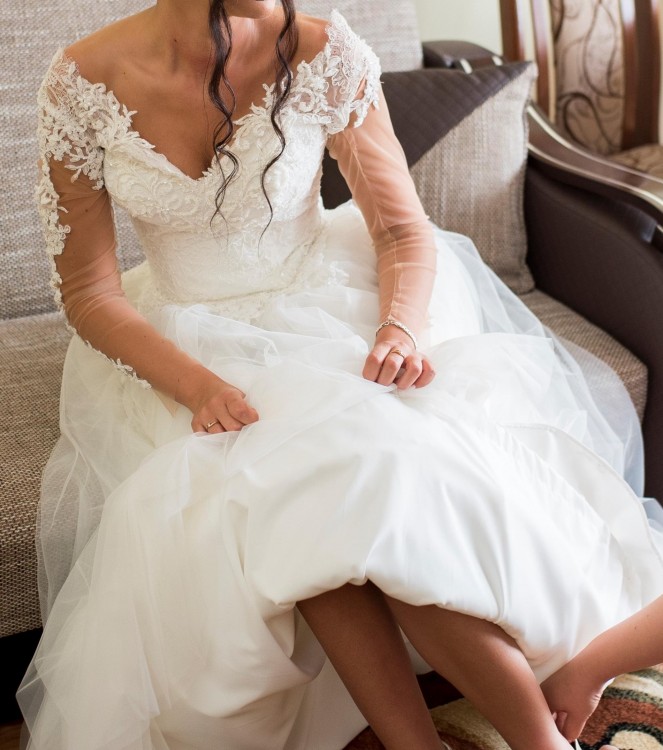 Przepiękna suknia ślubna + dodatki