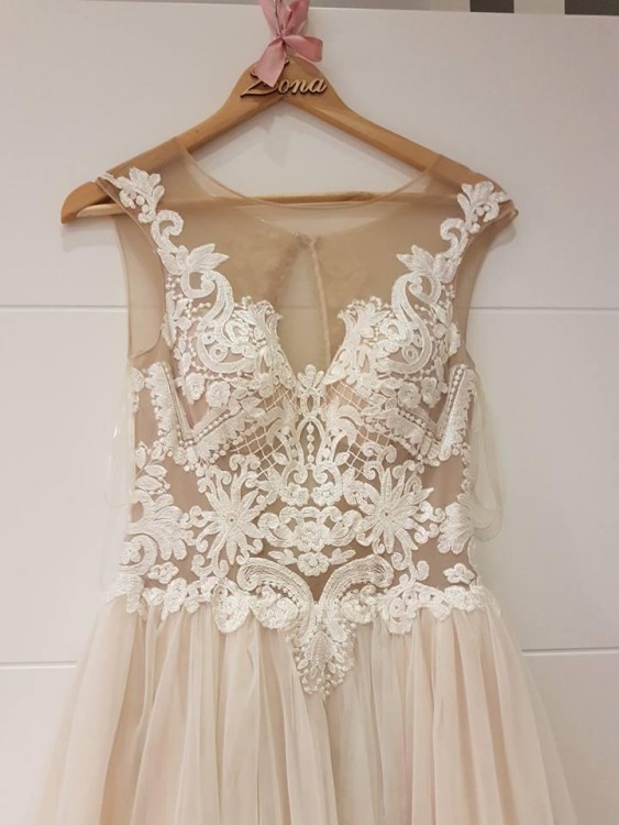 Piękna suknia ślubna, blady róż, rozmiar 38 JAK NOWA!