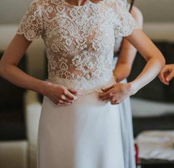 Zmysłowa, romantyczna Suknia Ślubna rozm. XS/S z trenem