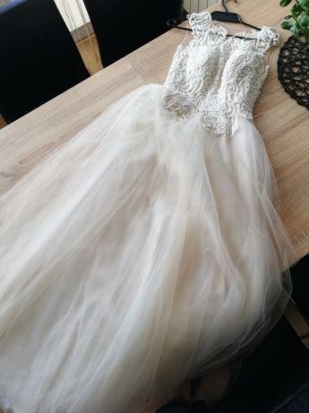 Suknia ślubna kolor szampan