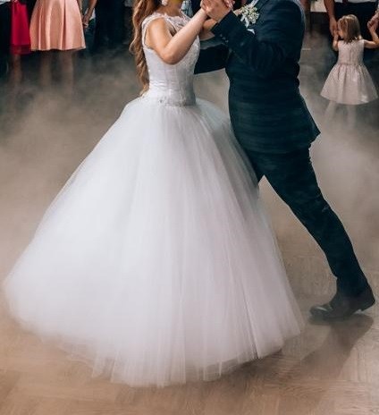 Suknia ślubna 32-36 wzrost 152