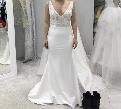 Suknia ślubna plus welon Viola Piekut 36/38