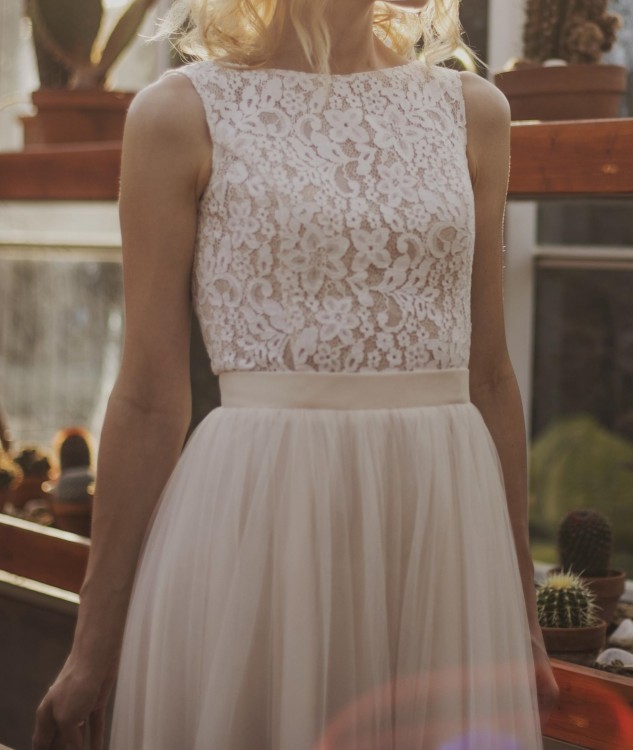 Rustykalna suknia ślubna