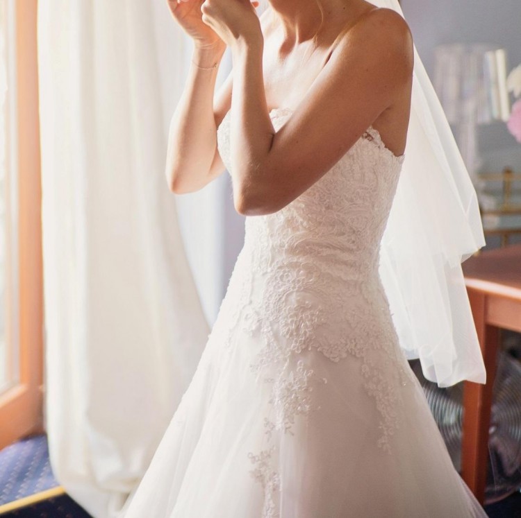 Sprzedam suknię ślubną Amy Love Bridal, model Lavare. Poznań