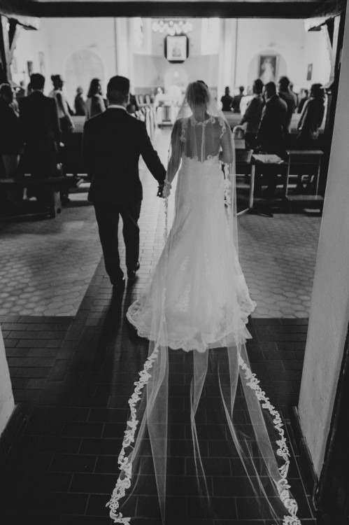 Wyjątkowa suknia r. 36/38 syrena