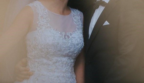 Piękna suknia ślubna AGNES TO-808