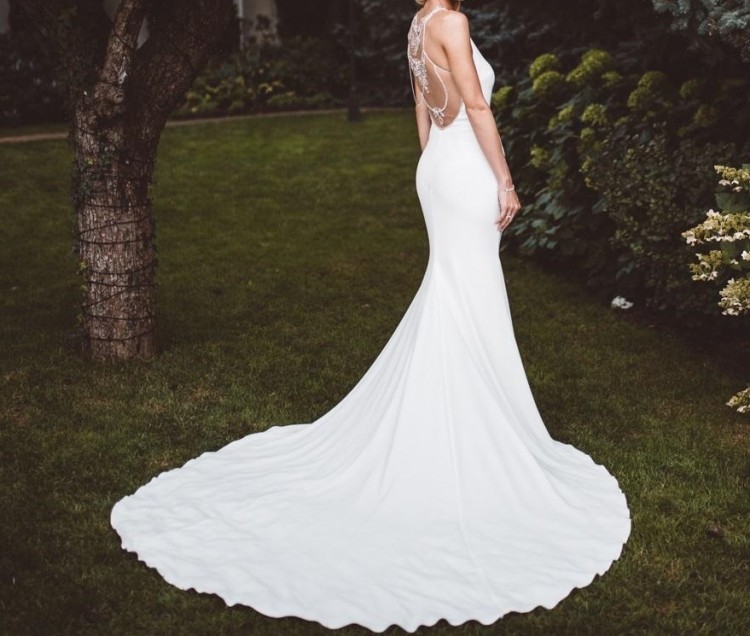 Suknia ekskluzywnej marki PRONOVIAS, model Dreba, rozm. 36