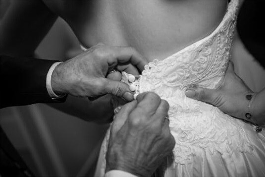 Jedwabna suknia ślubna