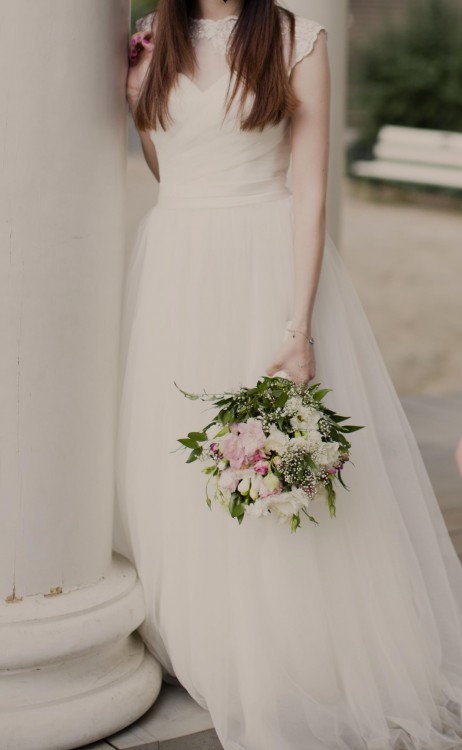 Prosta suknia ślubna - sprzedam