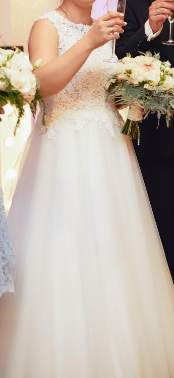 Suknia ślubna Marisol/Valentine + welon + stroik do włosów