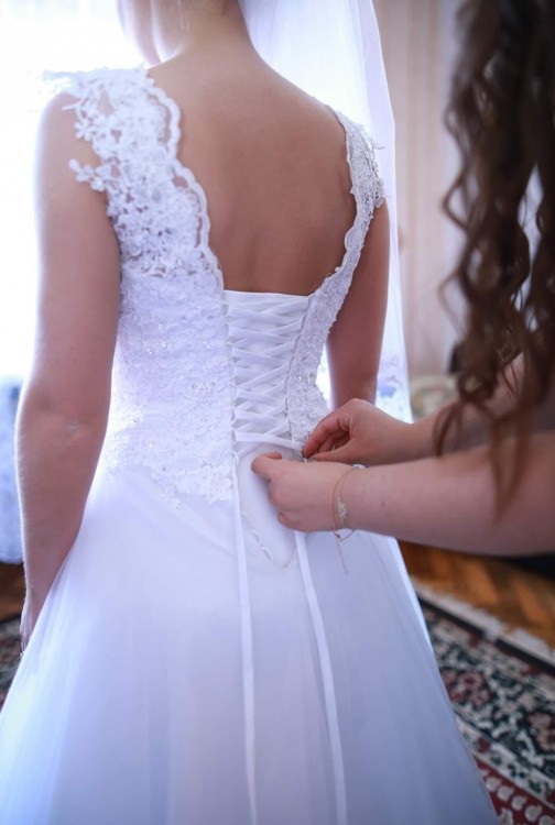 Suknia ślubna - rozmiar M