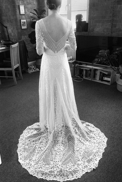 Suknia ślubna rustykalna koronkowa boho z trenem