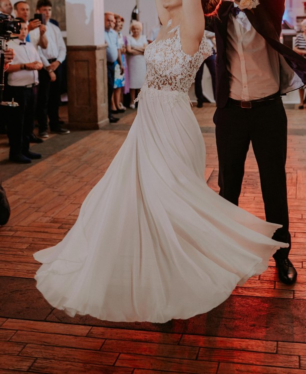 Suknia ślubna - muślinowy dół