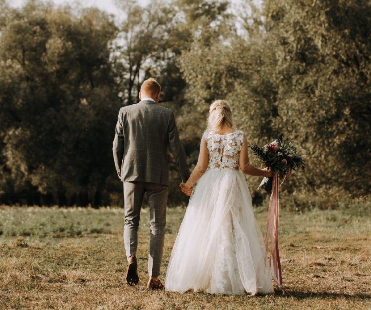 Sprzedam suknie ślubną atelier Sylwia Kopczyńska