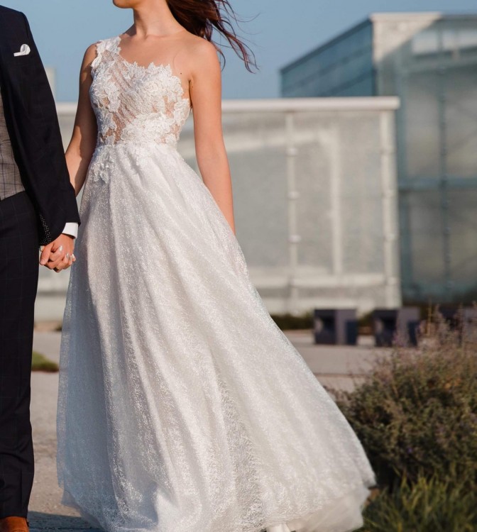 Piękna suknia ślubna Agnieszka Światły