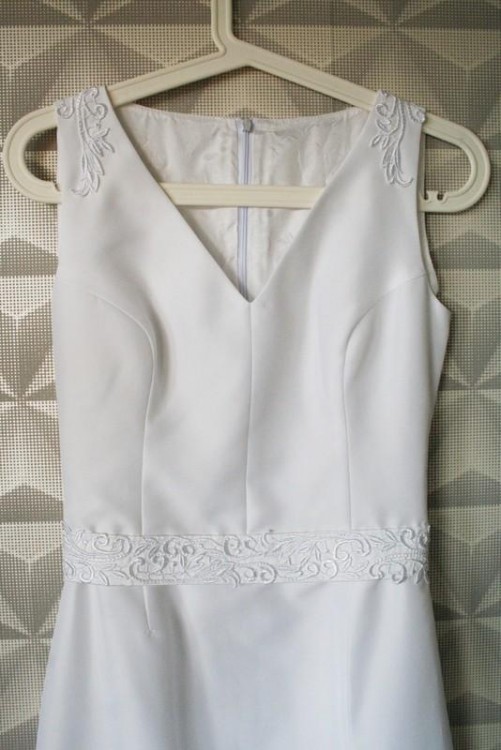 Satynowa suknia ślubna r.34