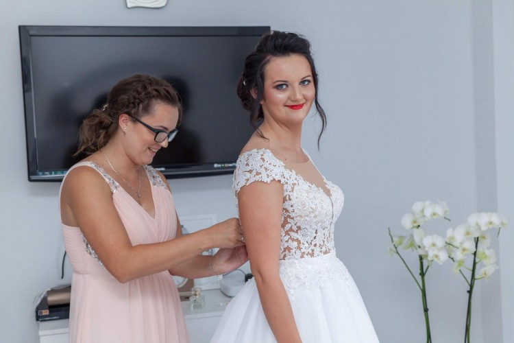 Sprzedam suknię ślubną