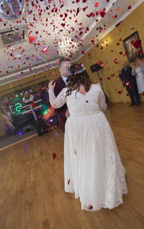 Suknia ślubna koronkowa rozmiar 50/52